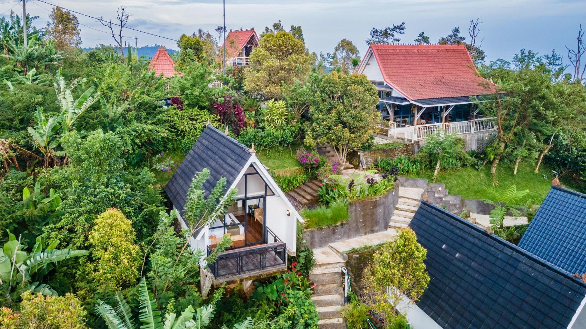 Lodge Slope Glamping Gitgit
