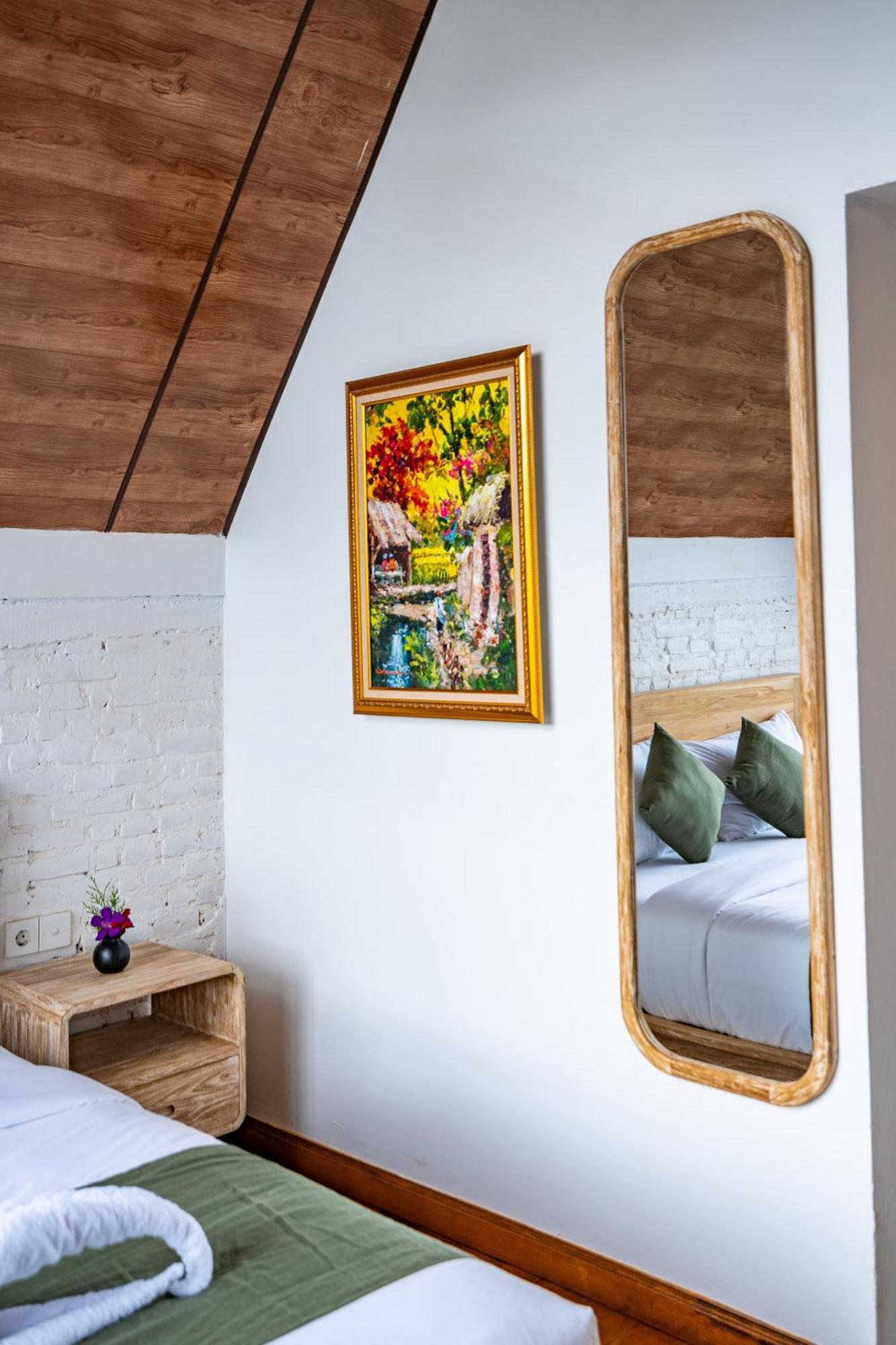 Lodge Slope Glamping *